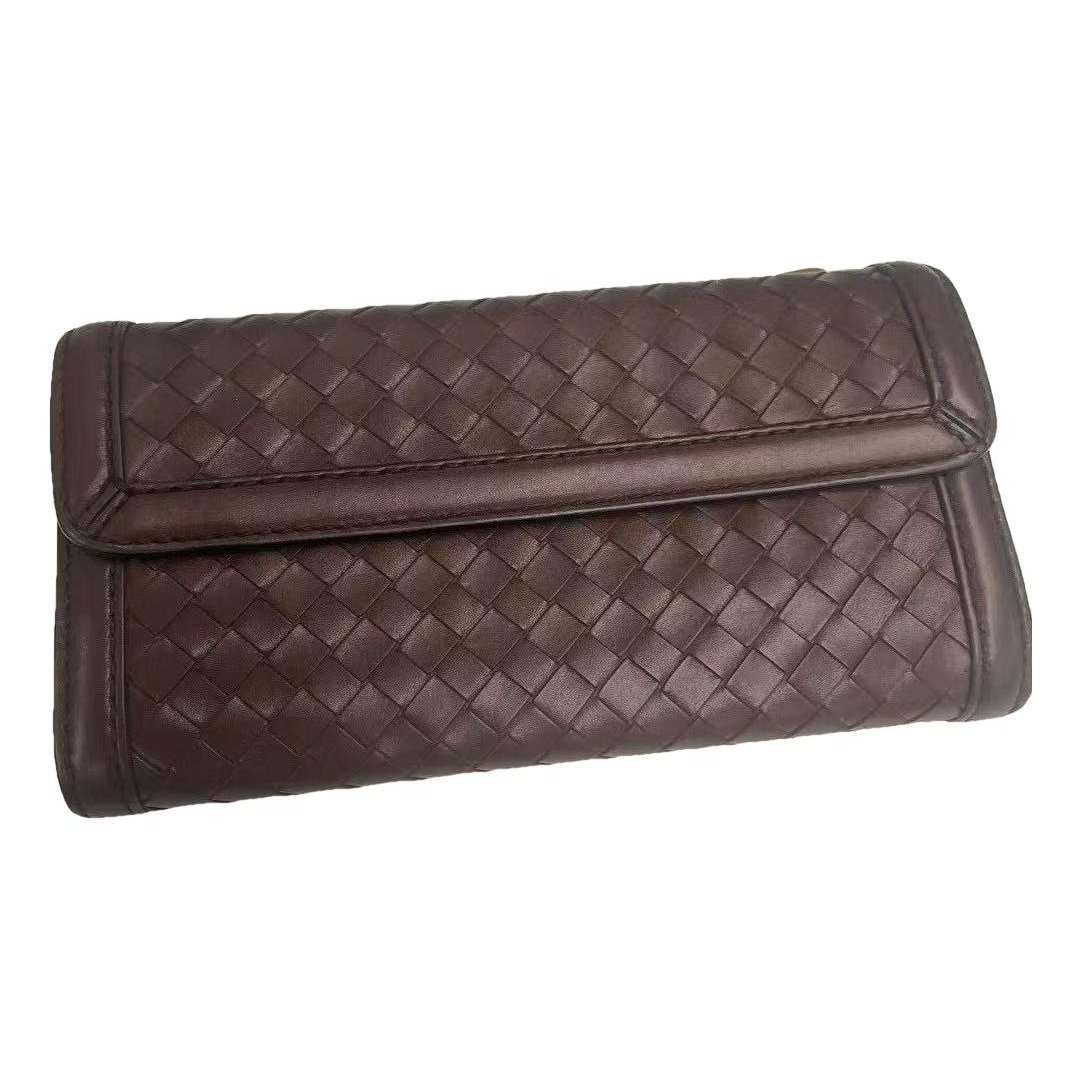 Leather clutch bag