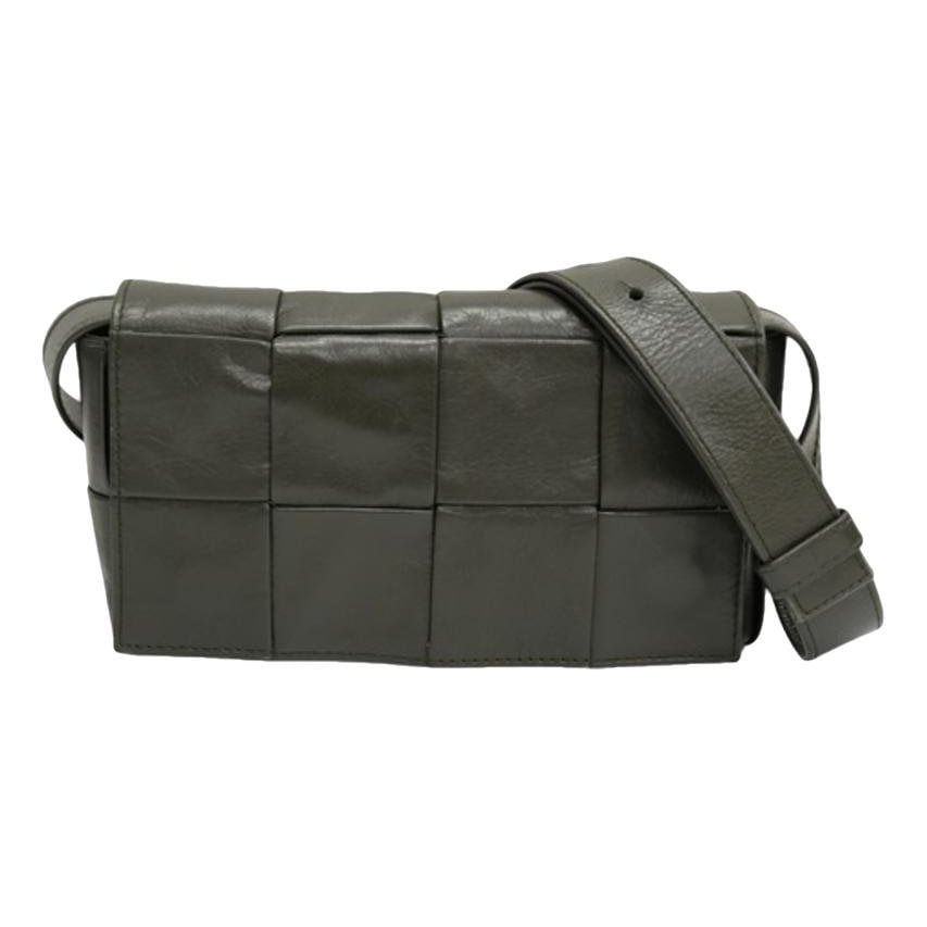 Cassette leather handbag