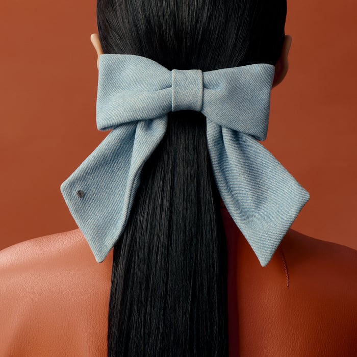 Noir Karma Twill Hair Clip