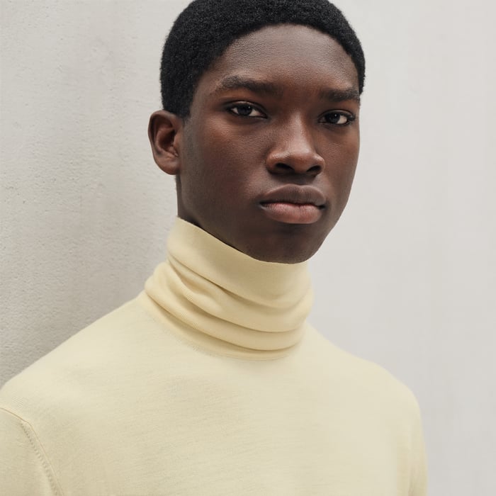 Vanille "Detail H" Turtleneck Sweater