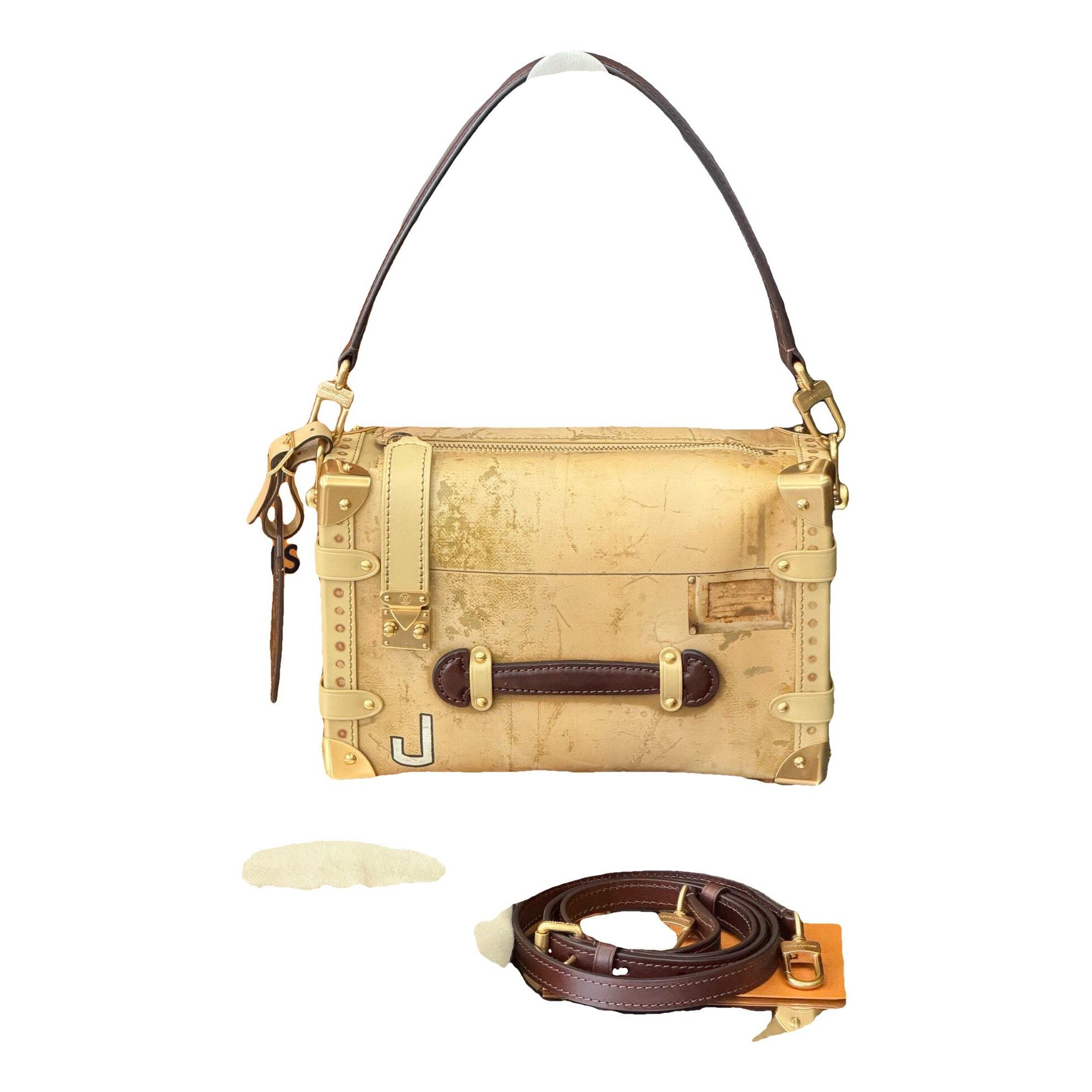Side Trunk leather handbag