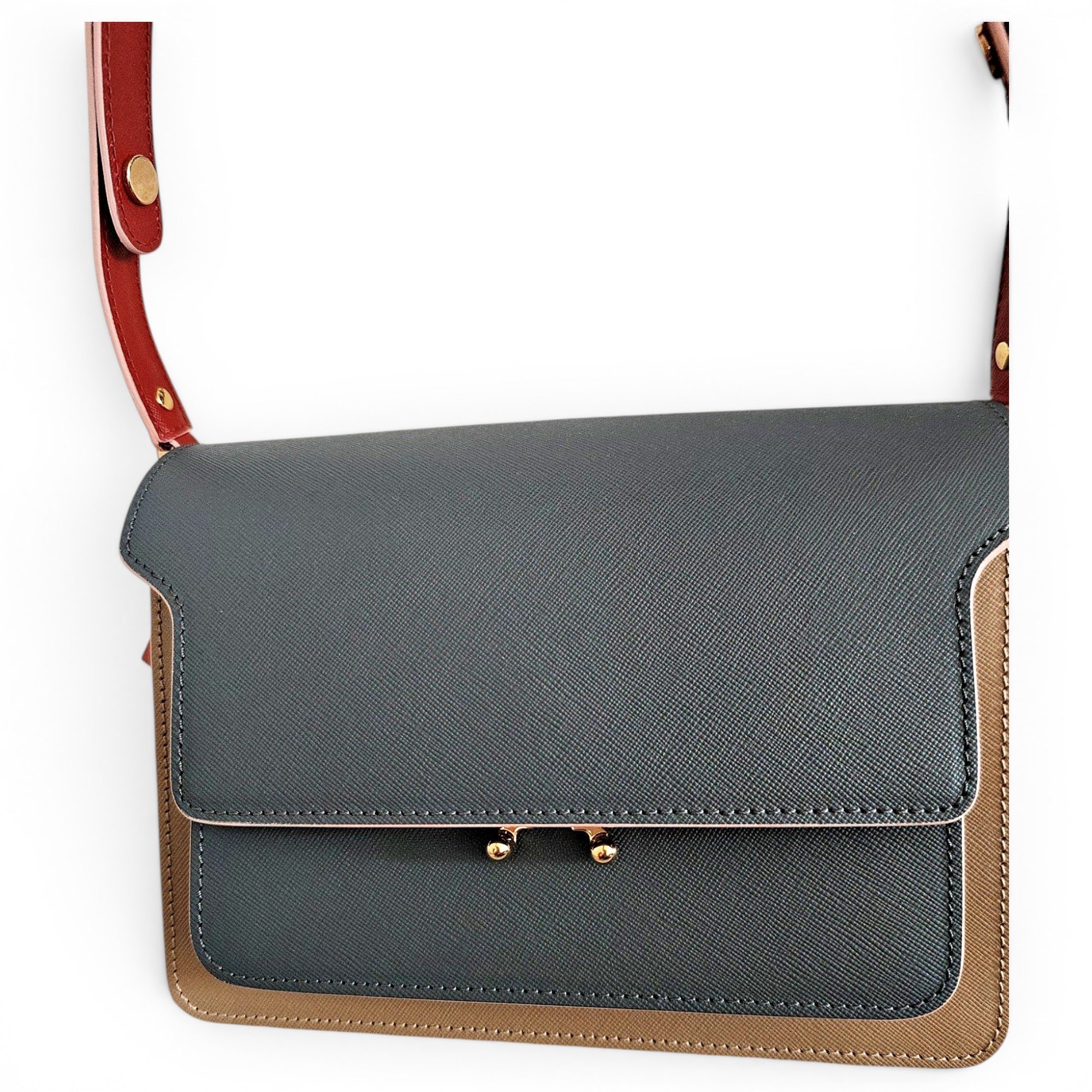 Trunk leather handbag