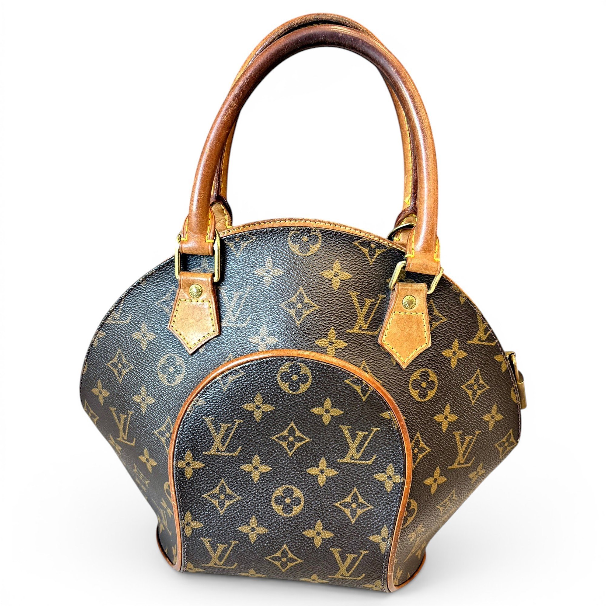 Ellipse leather handbag