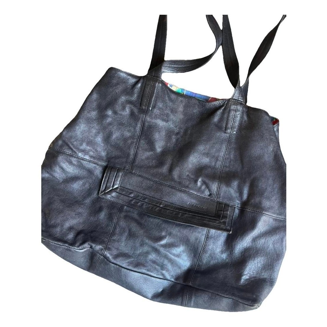 Leather handbag