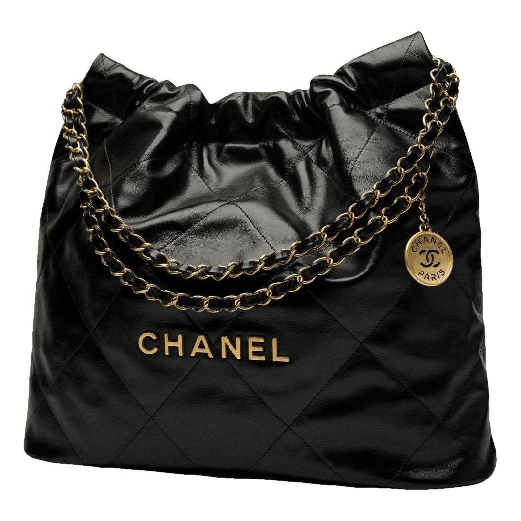Chanel 22 leather handbag