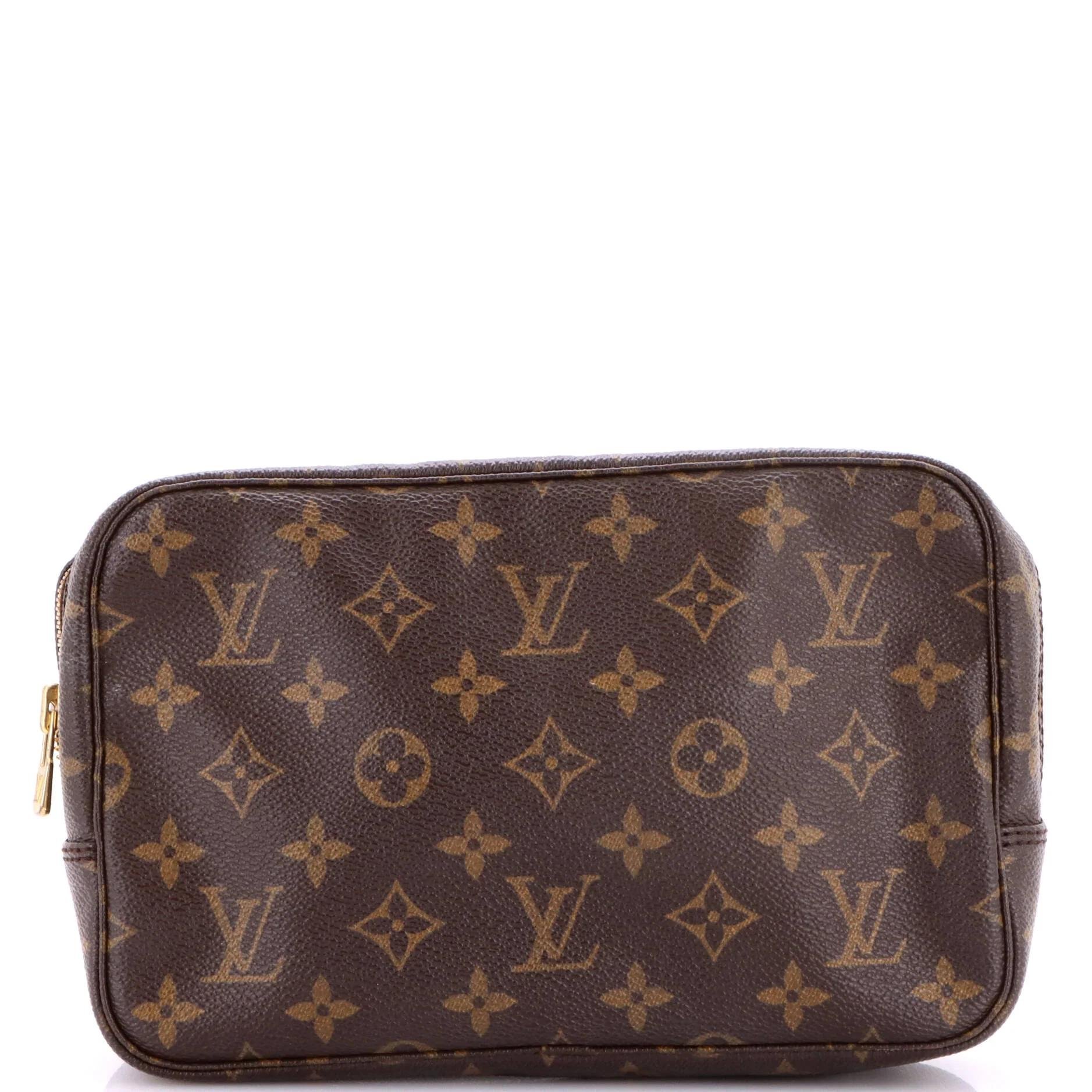 Cloth vanity case