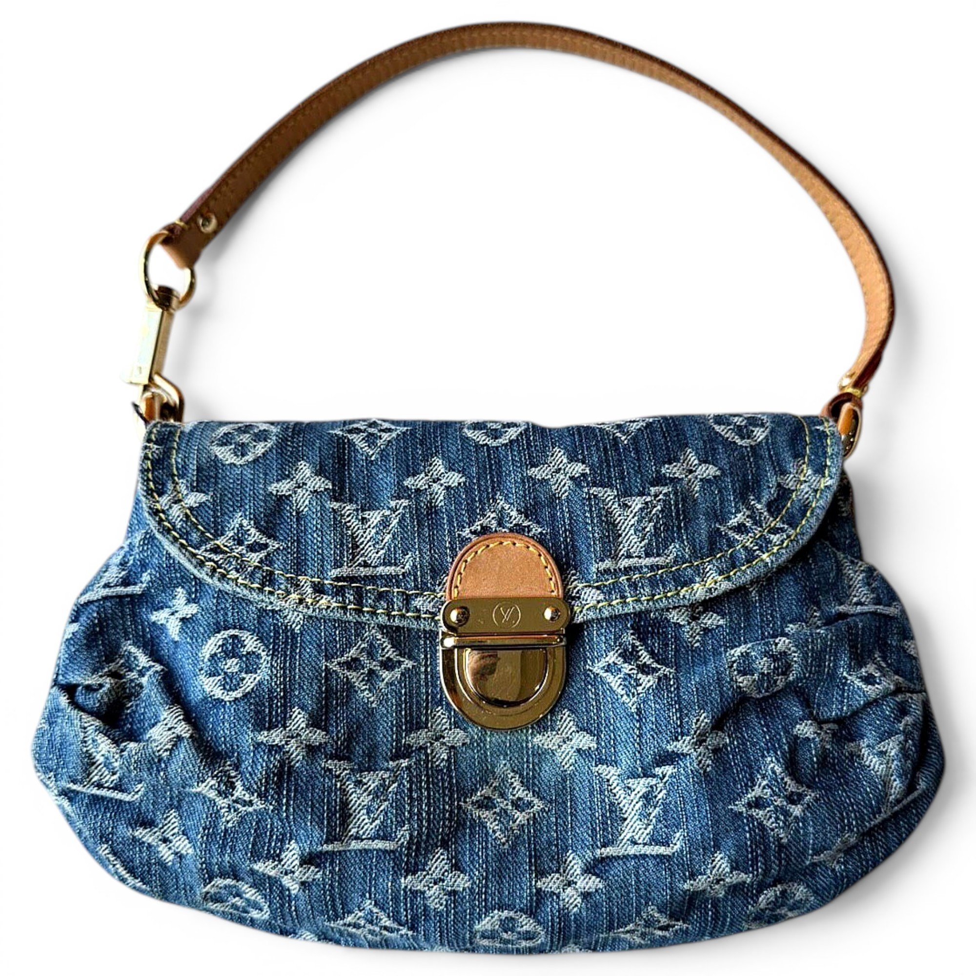 Pleaty cloth handbag