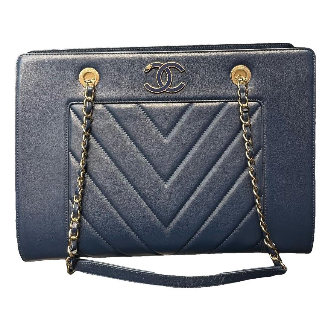 Leather tote