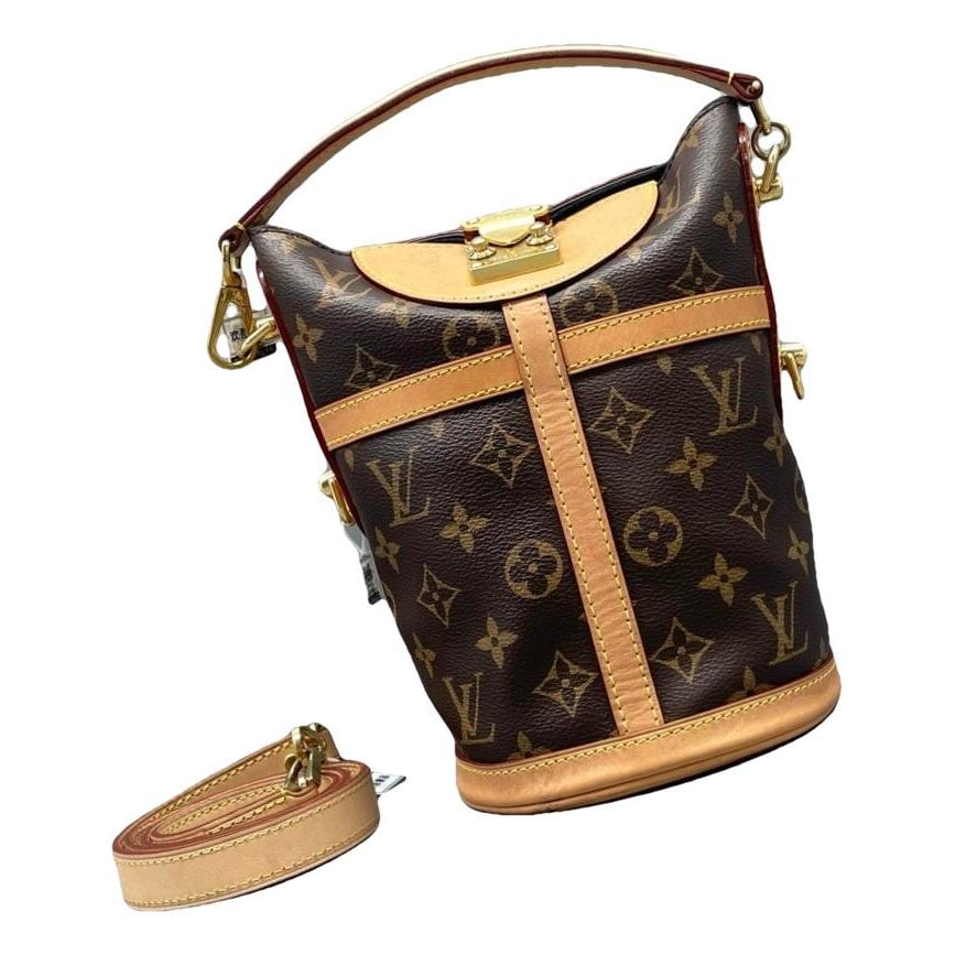 Duffle leather handbag