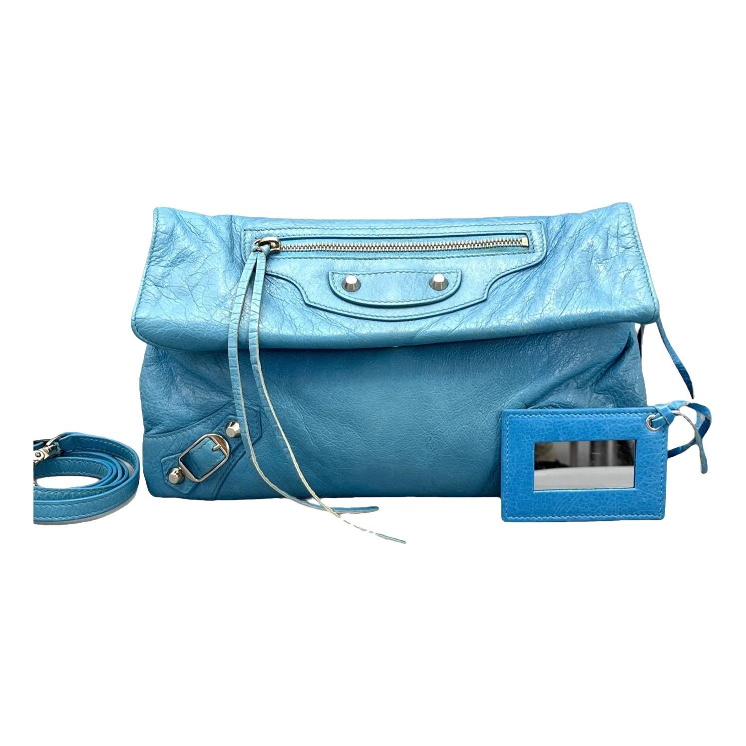 Envelop leather handbag