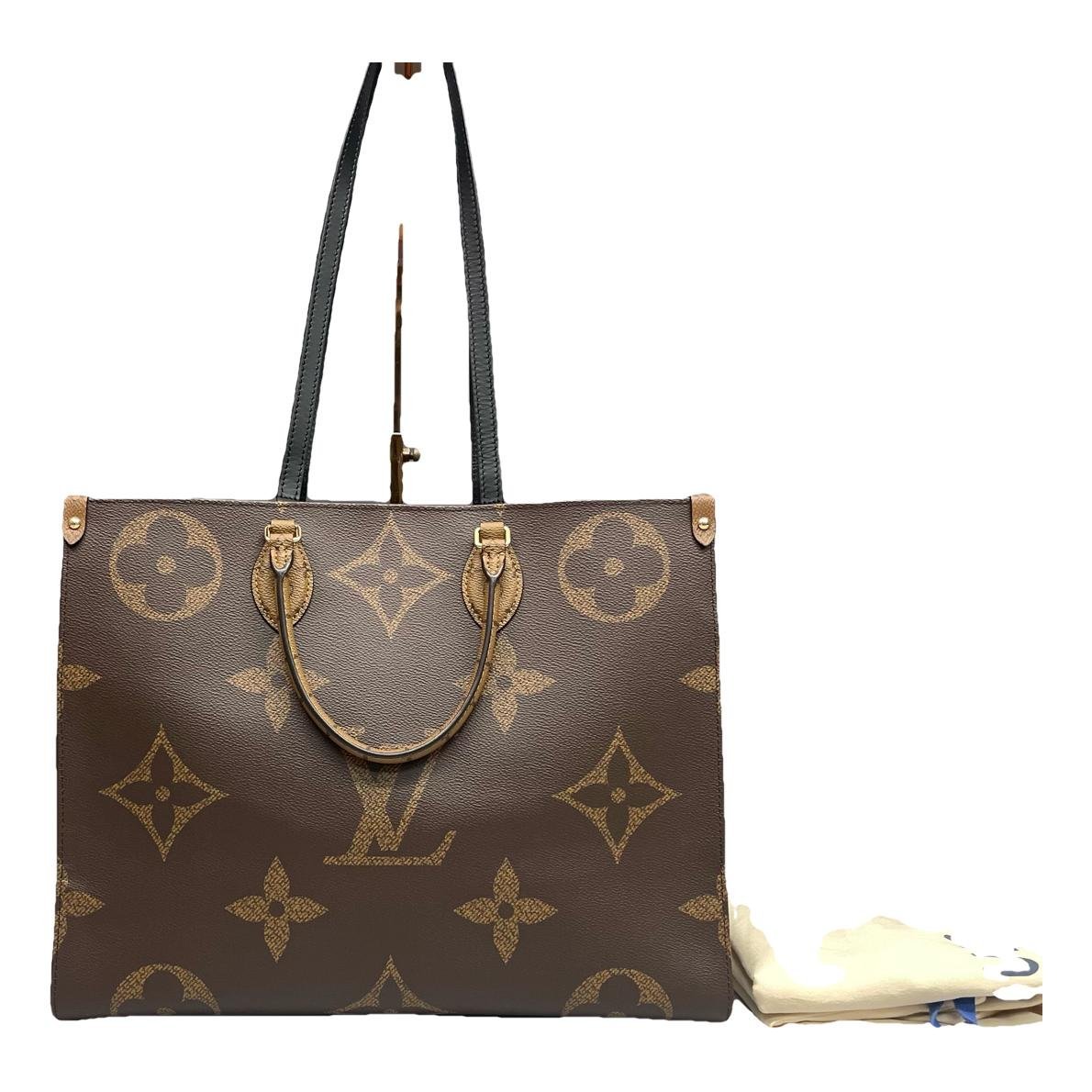 Onthego leather handbag