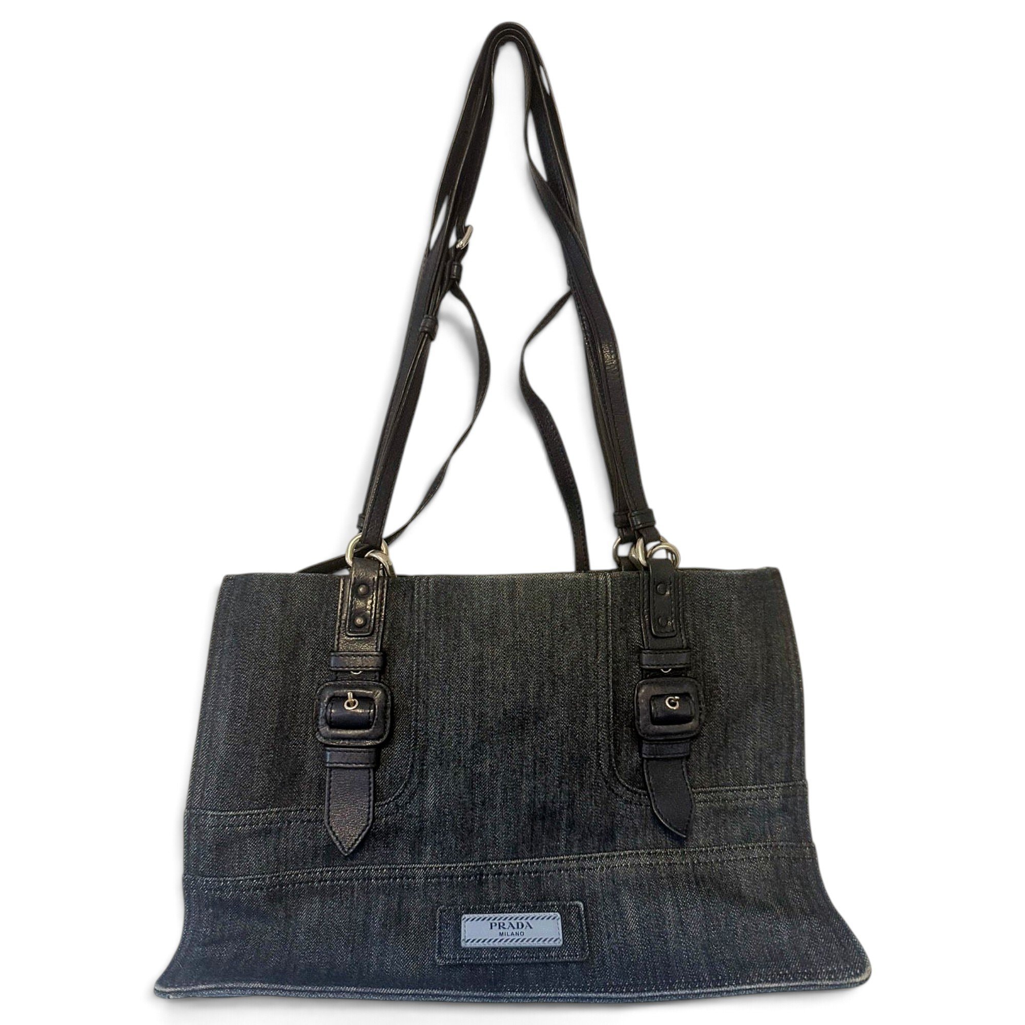 Buckle tote
