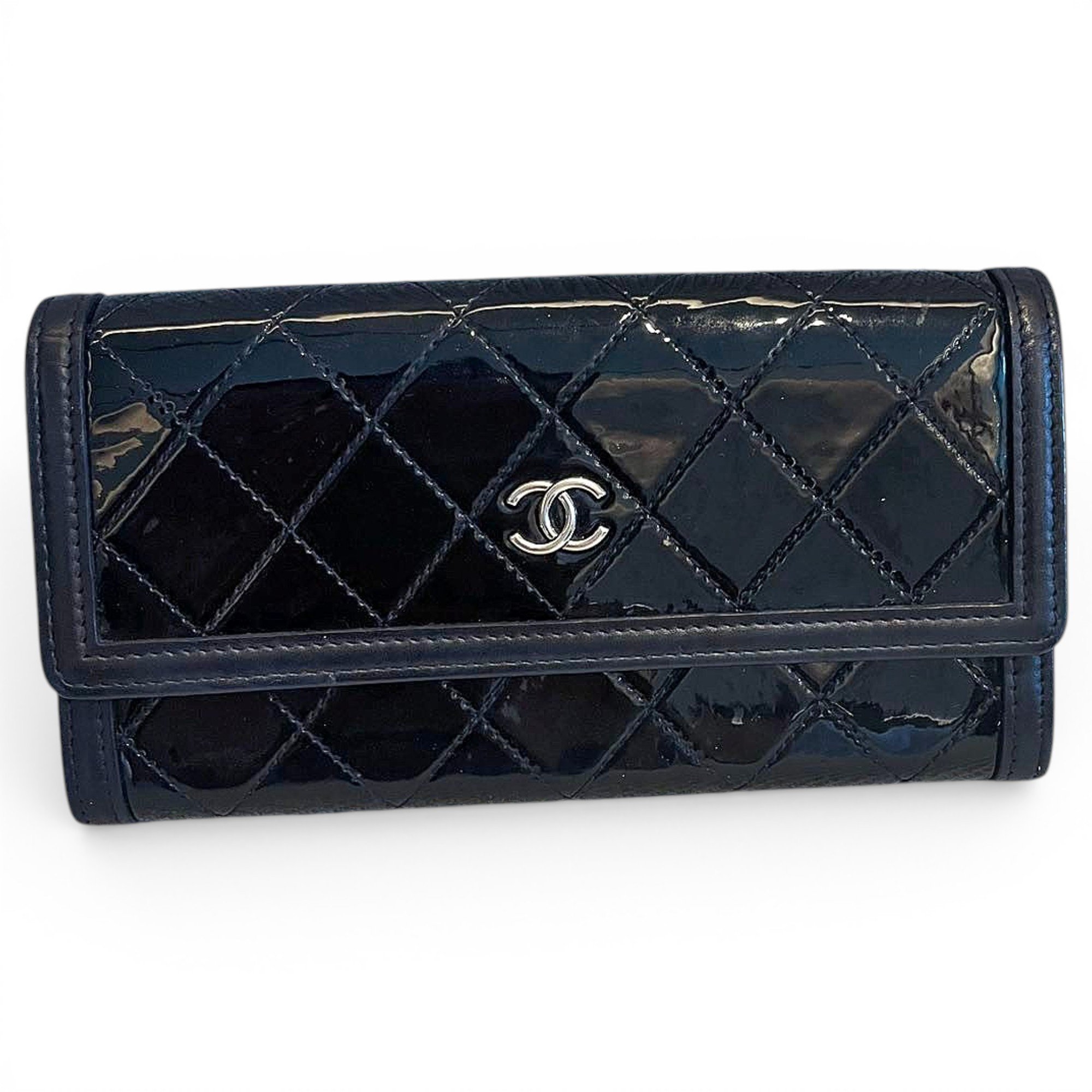 Patent leather clutch bag