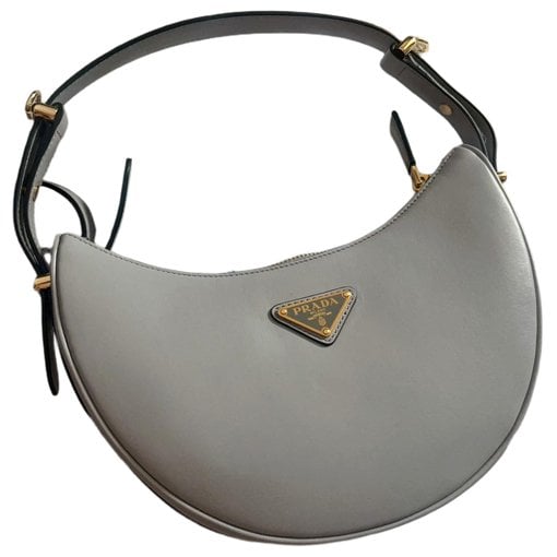 Arqué leather bag