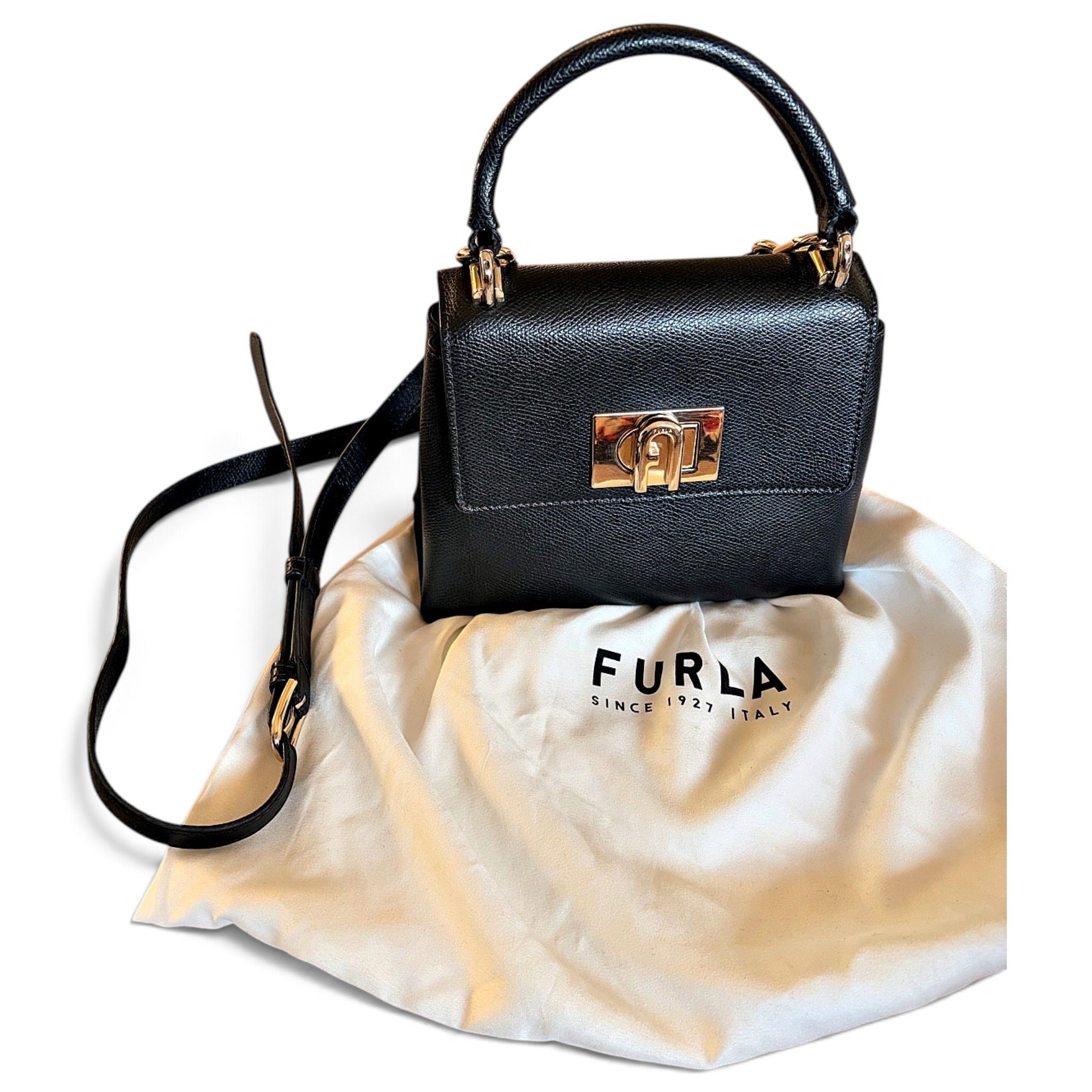 Leather crossbody bag