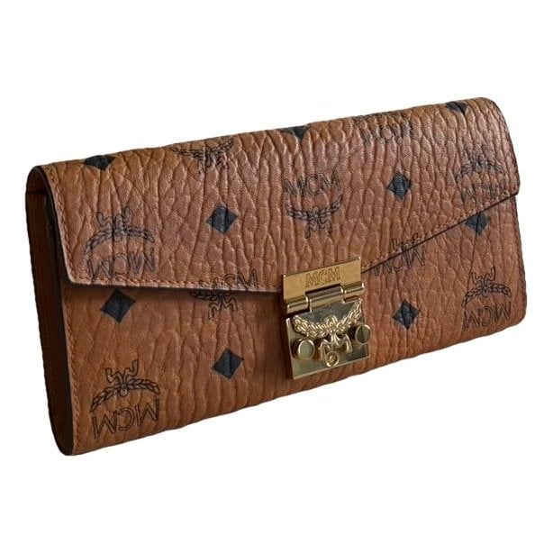 Patricia leather clutch bag
