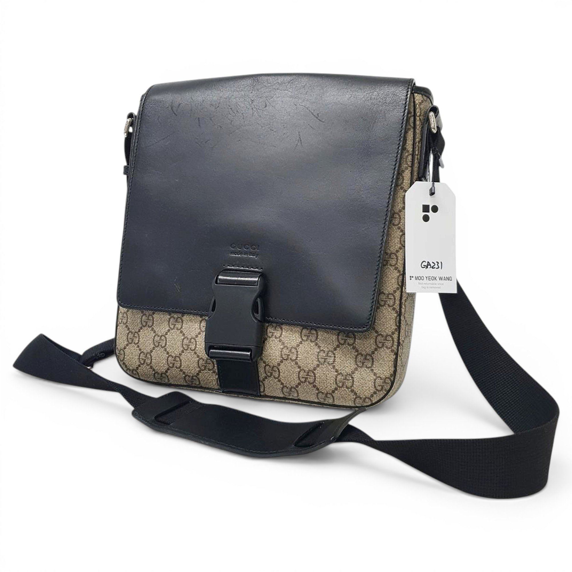 Leather handbag