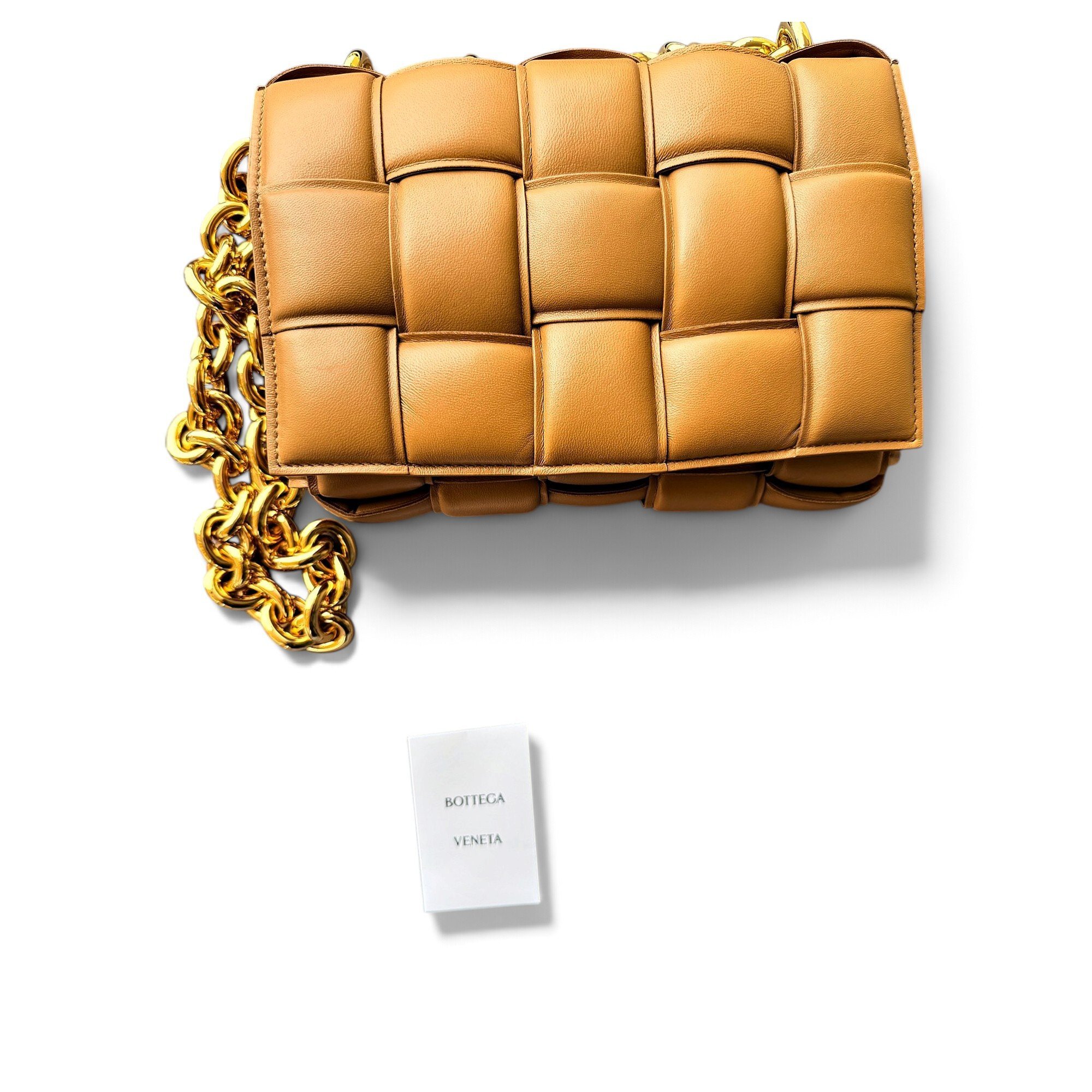 Bottega Veneta Chain Cassette leather handbag