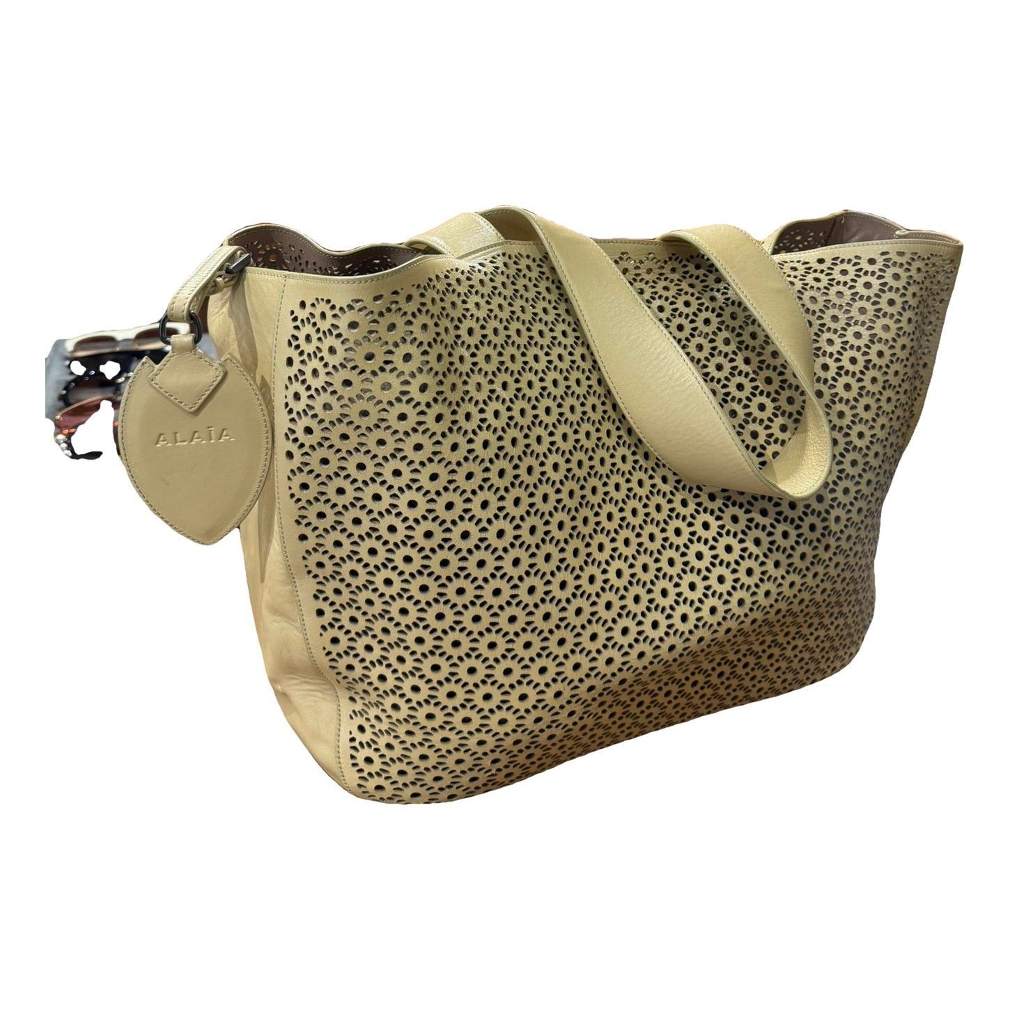 Leather handbag