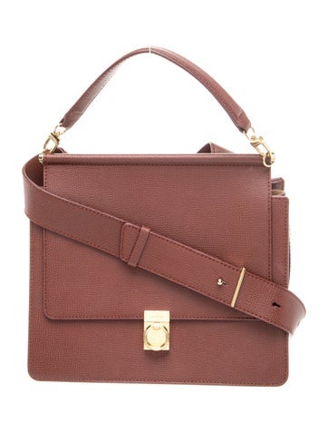 Leather Numéro Sept