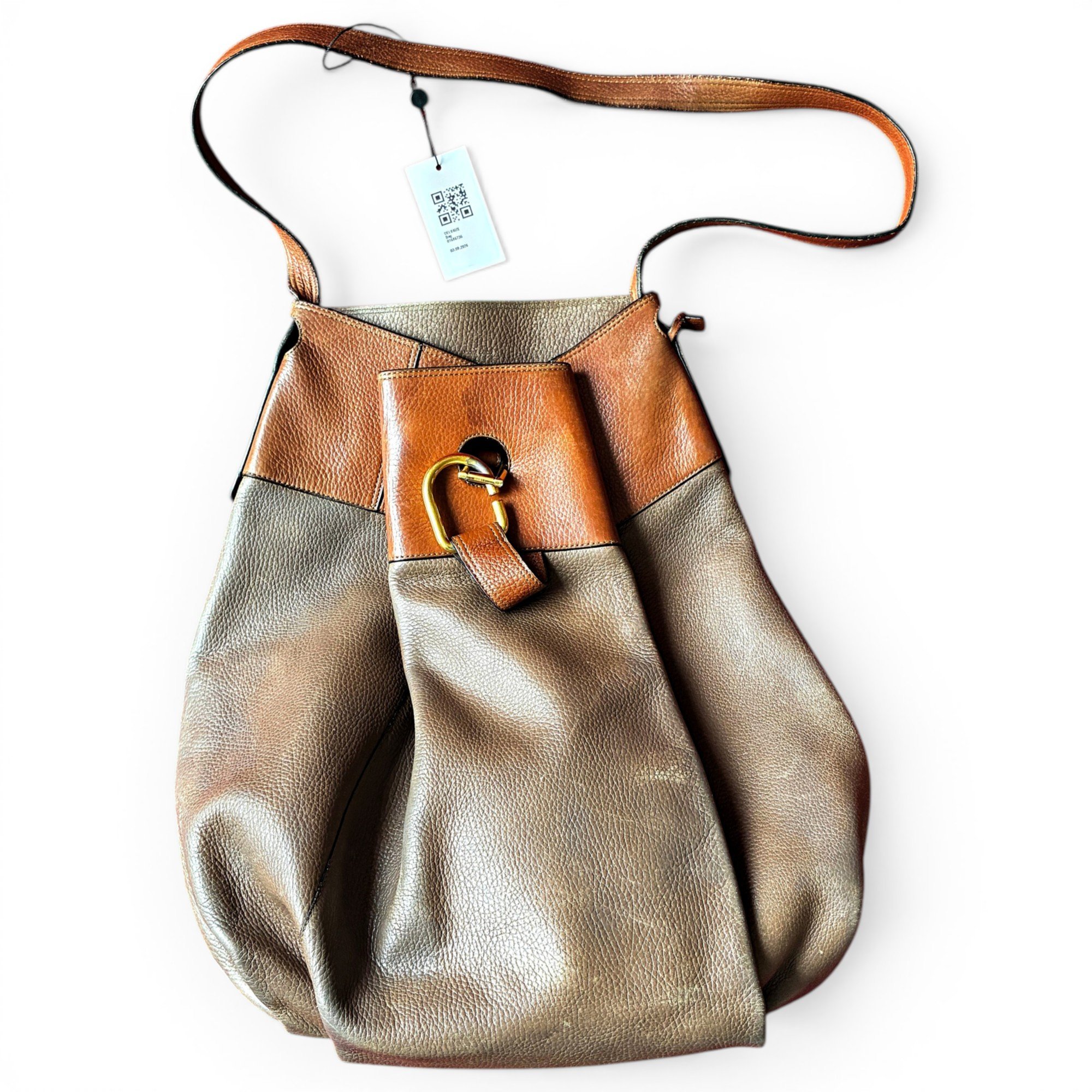Leather handbag