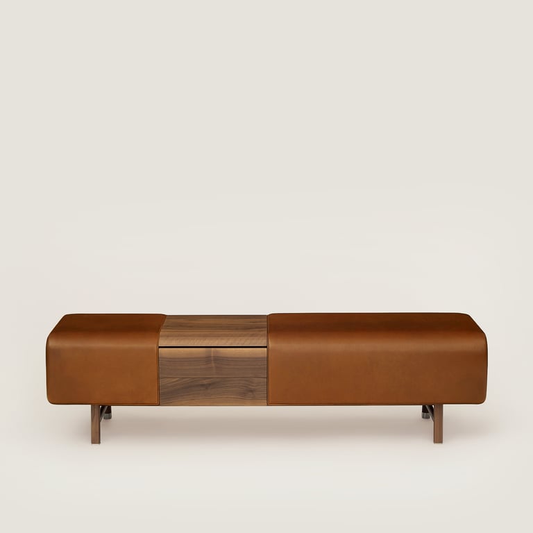 Les Necessaires d'Hermès long bench