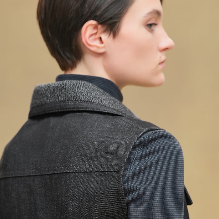 Gris Carbone Sleeveless Jacket