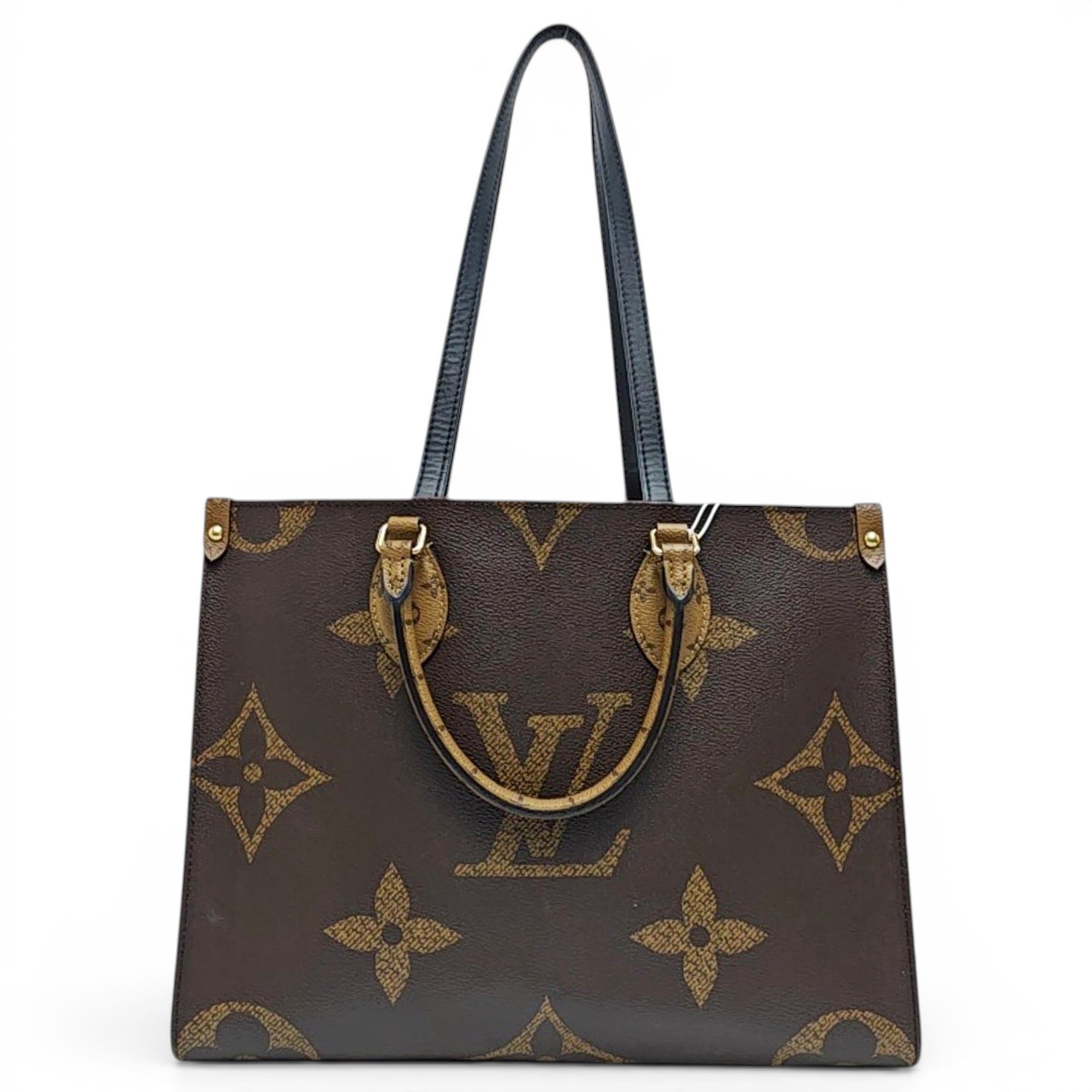 Onthego leather handbag