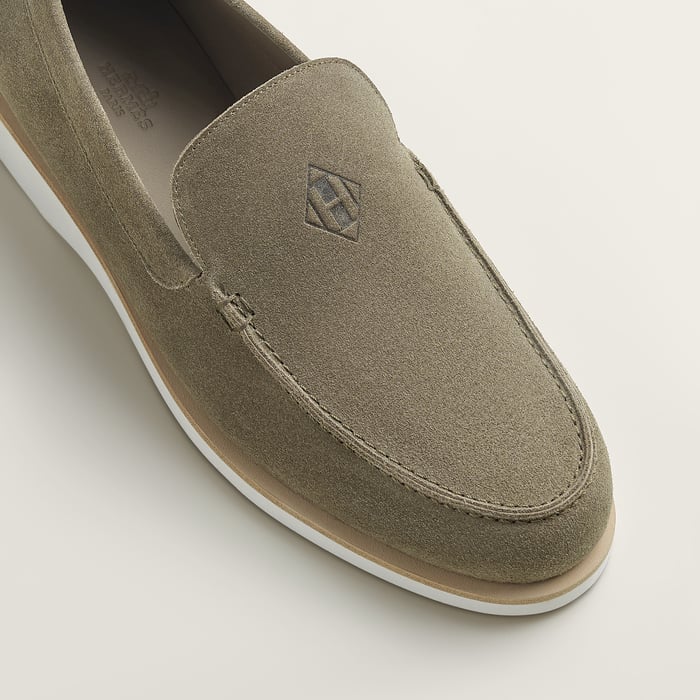 Étoupe Low Loafer
