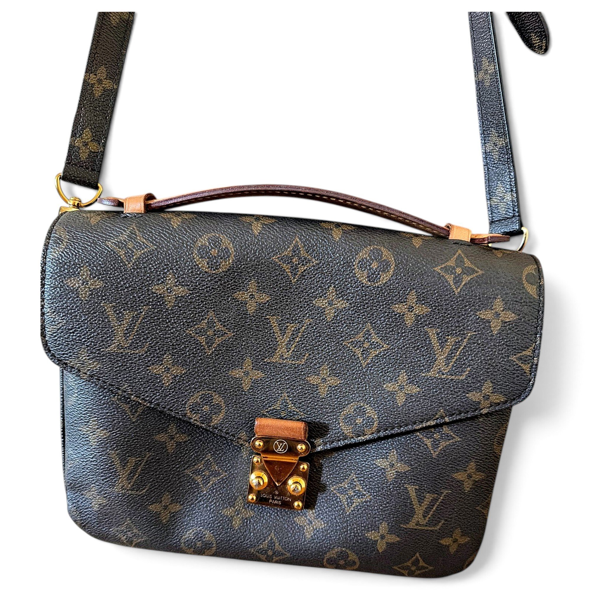 Metis leather satchel