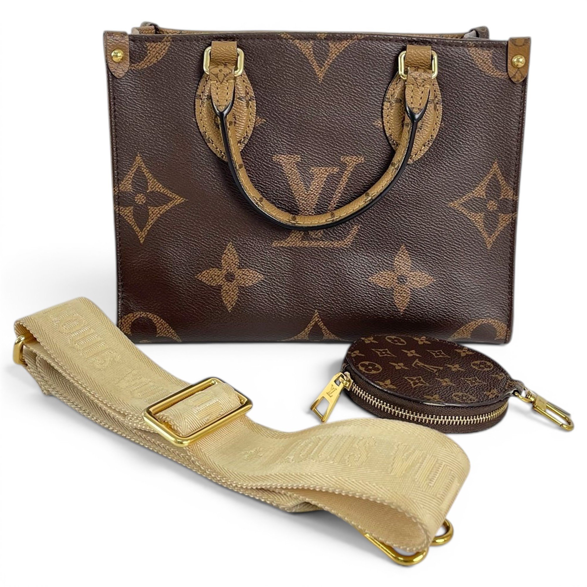 Onthego leather tote