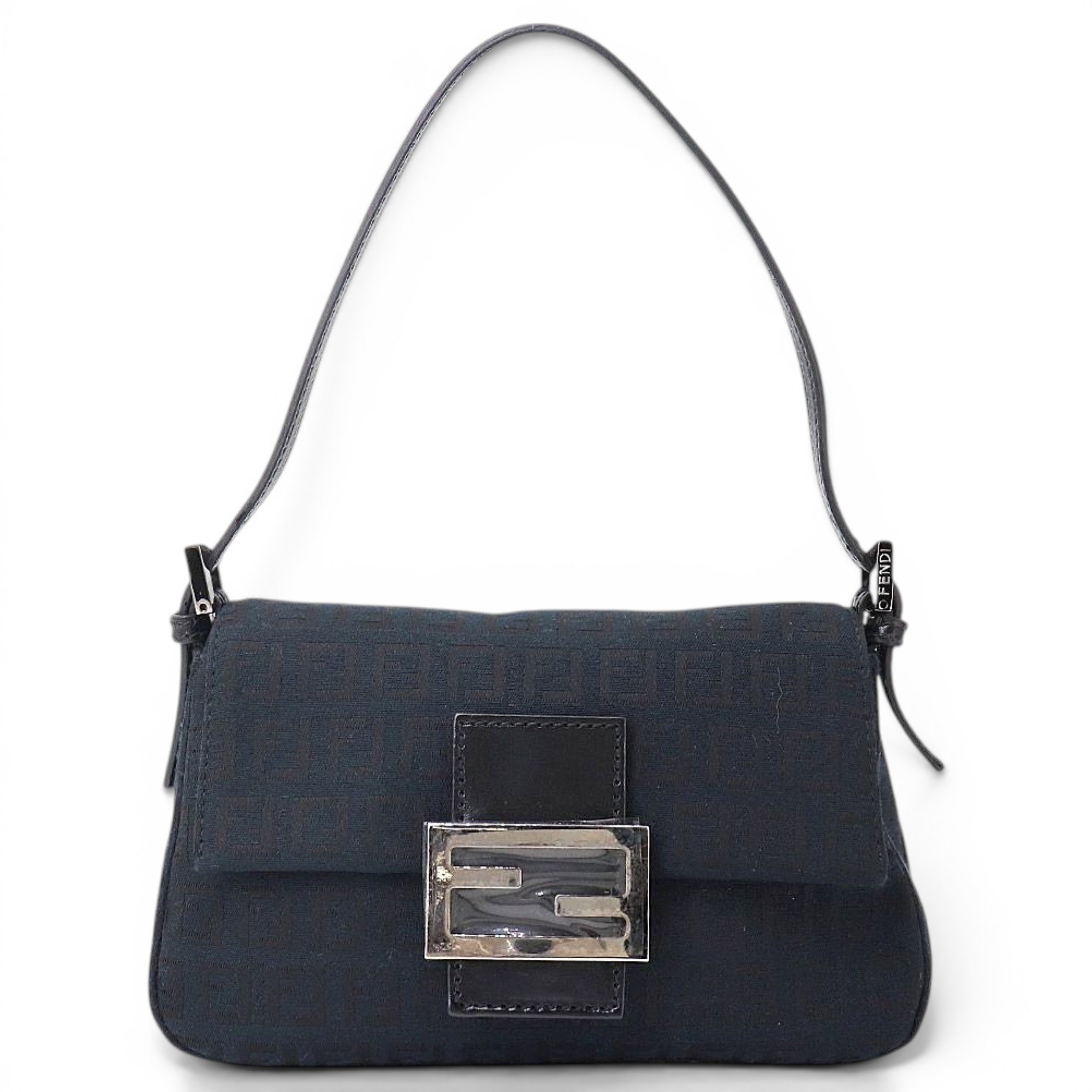 Pocket leather handbag