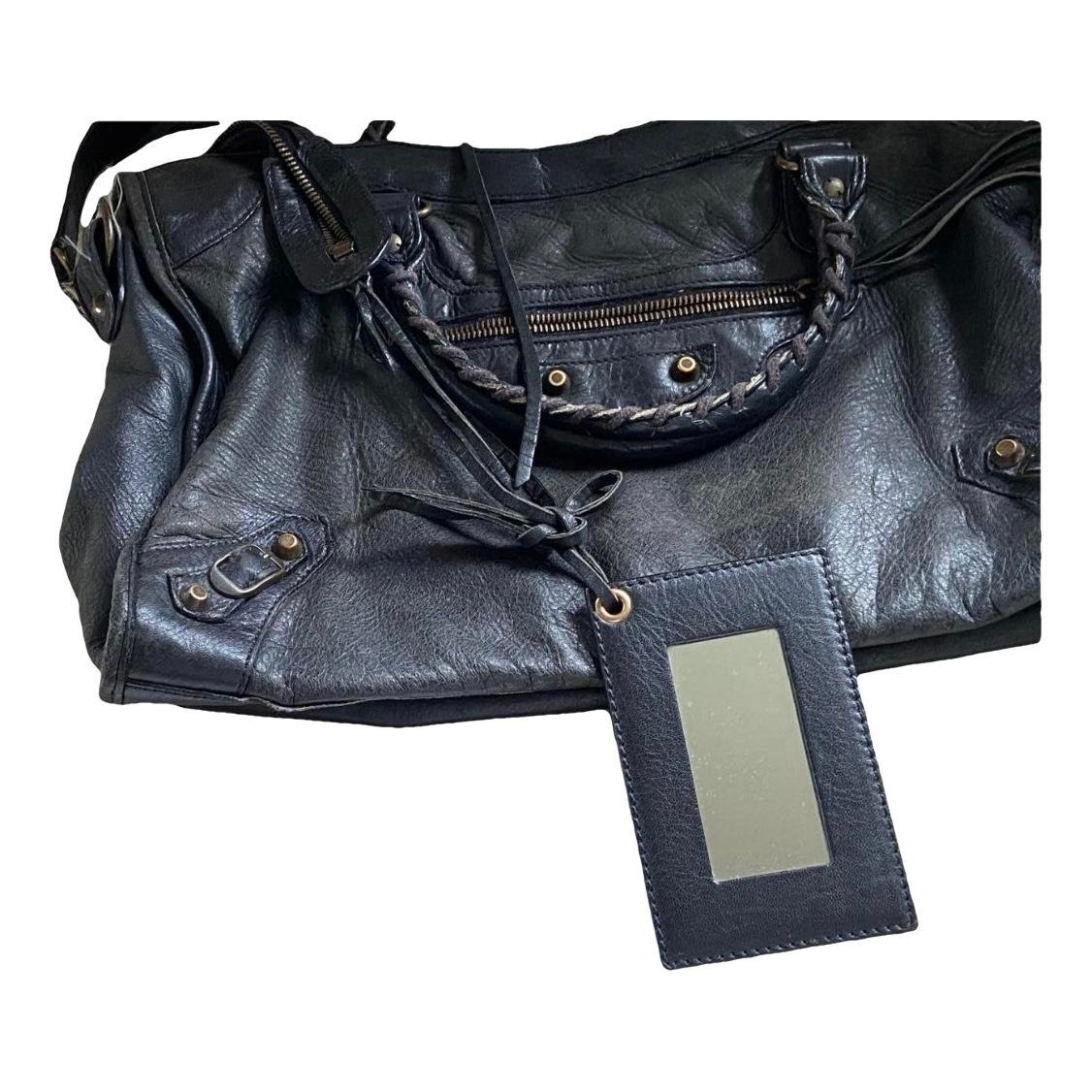 City leather handbag