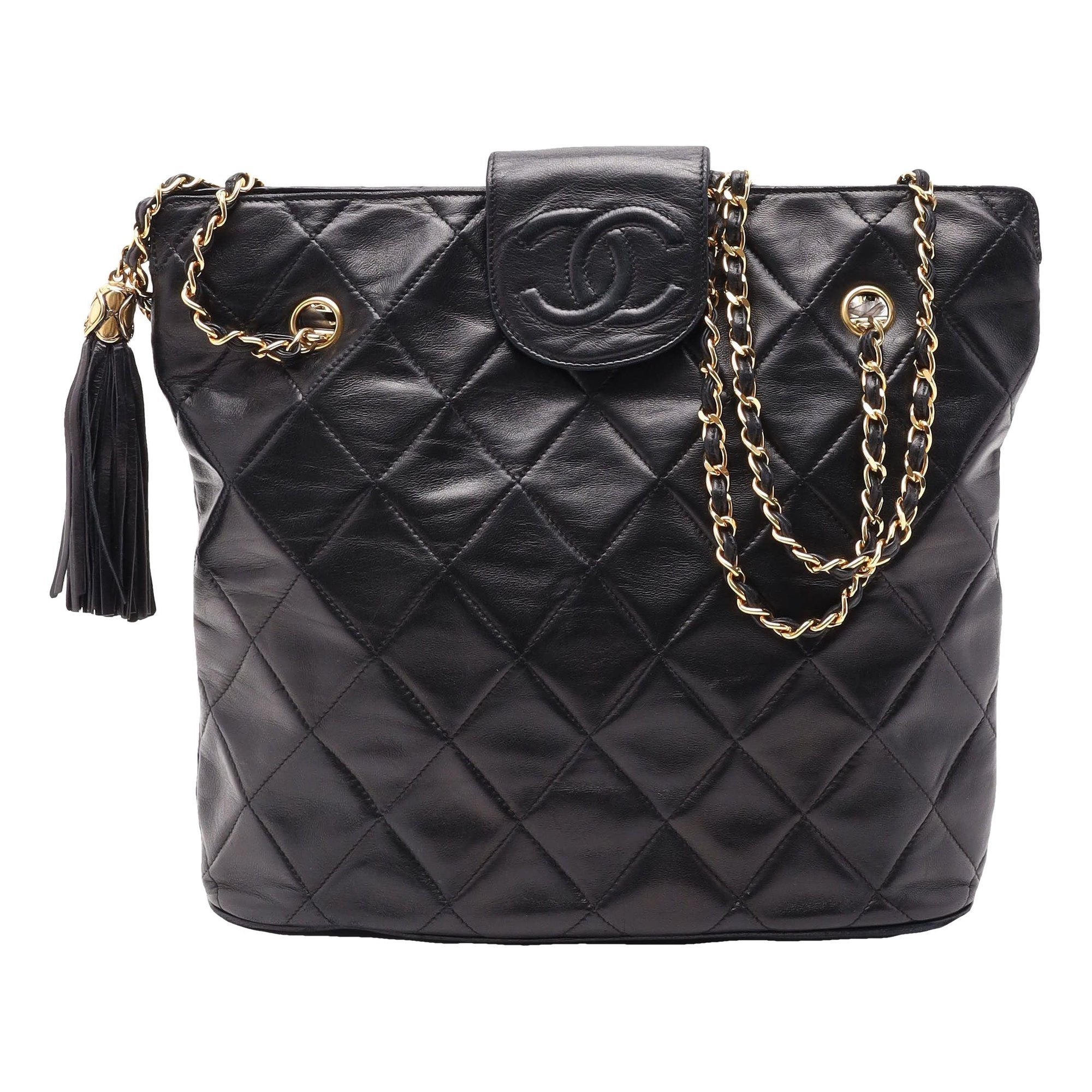 Vintage CC Chain leather handbag