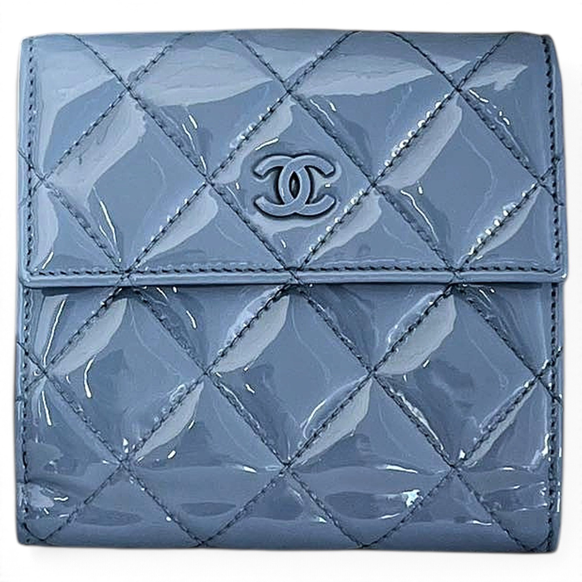 Patent leather clutch bag