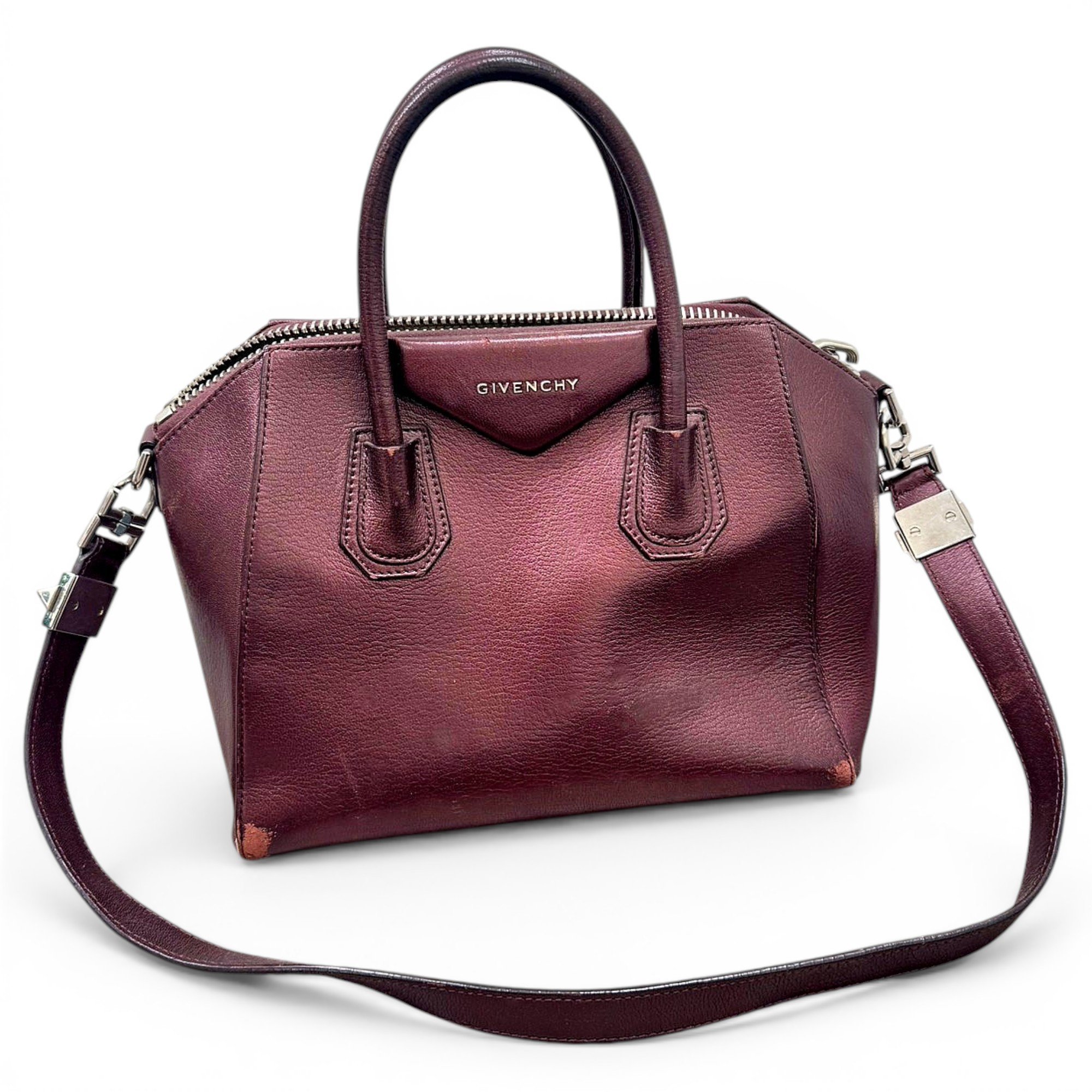 Antigona leather handbag