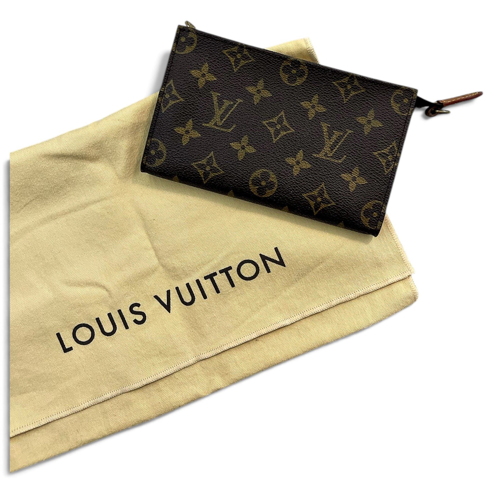 Leather clutch bag