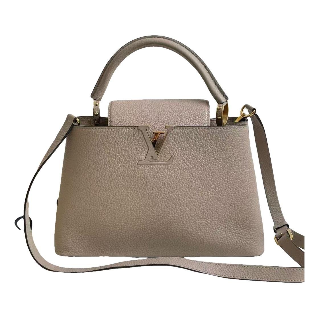 Capucines leather handbag