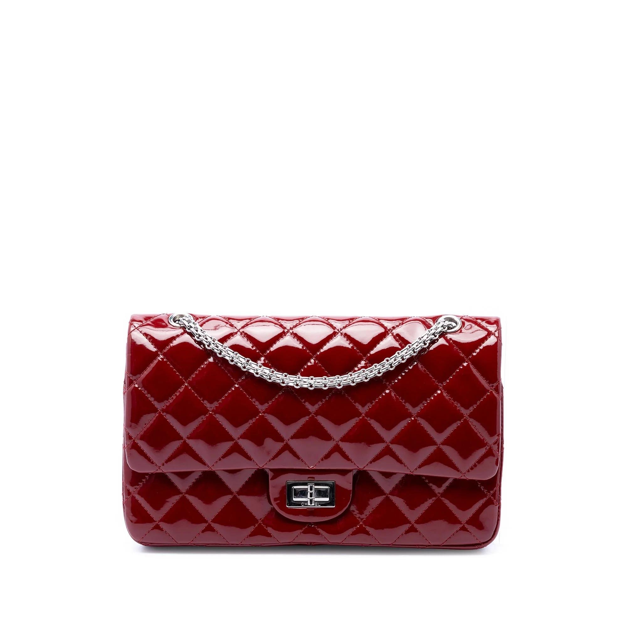 Timeless/Classique patent leather handbag