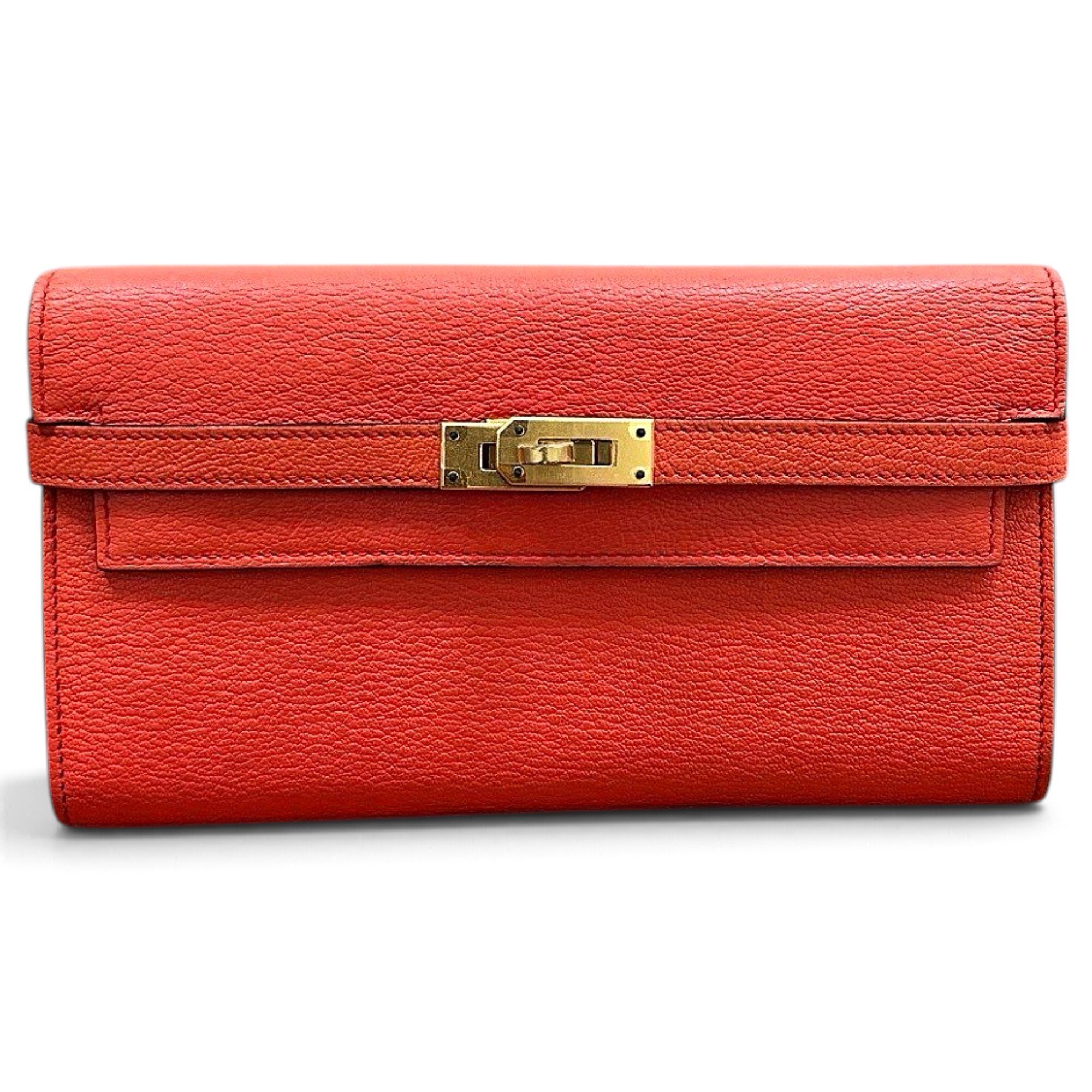 Kelly to go leather clutch bag