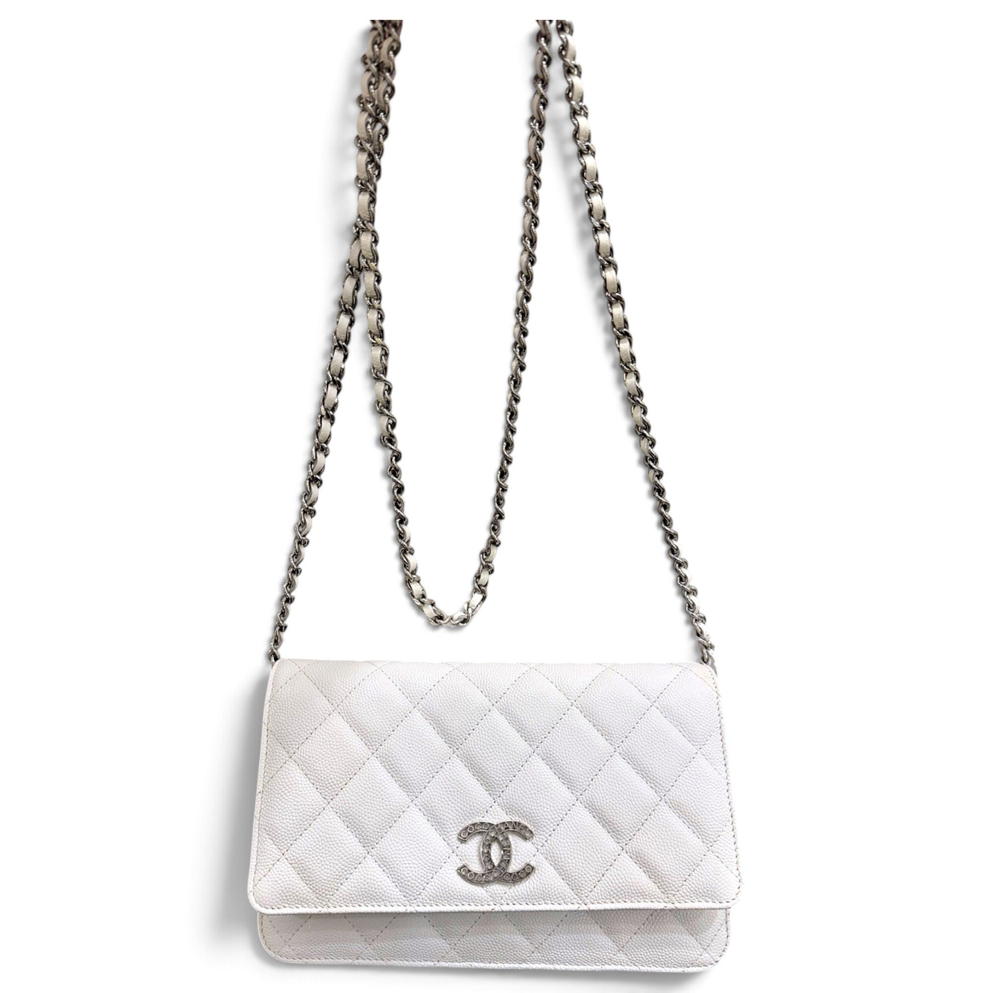 Wallet On Chain Timeless/Classique leather crossbody bag