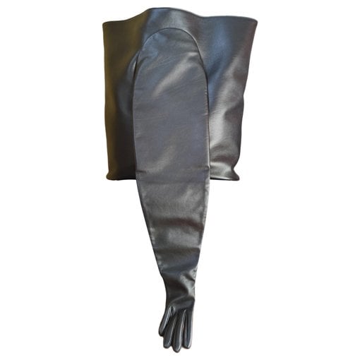 Leather tote