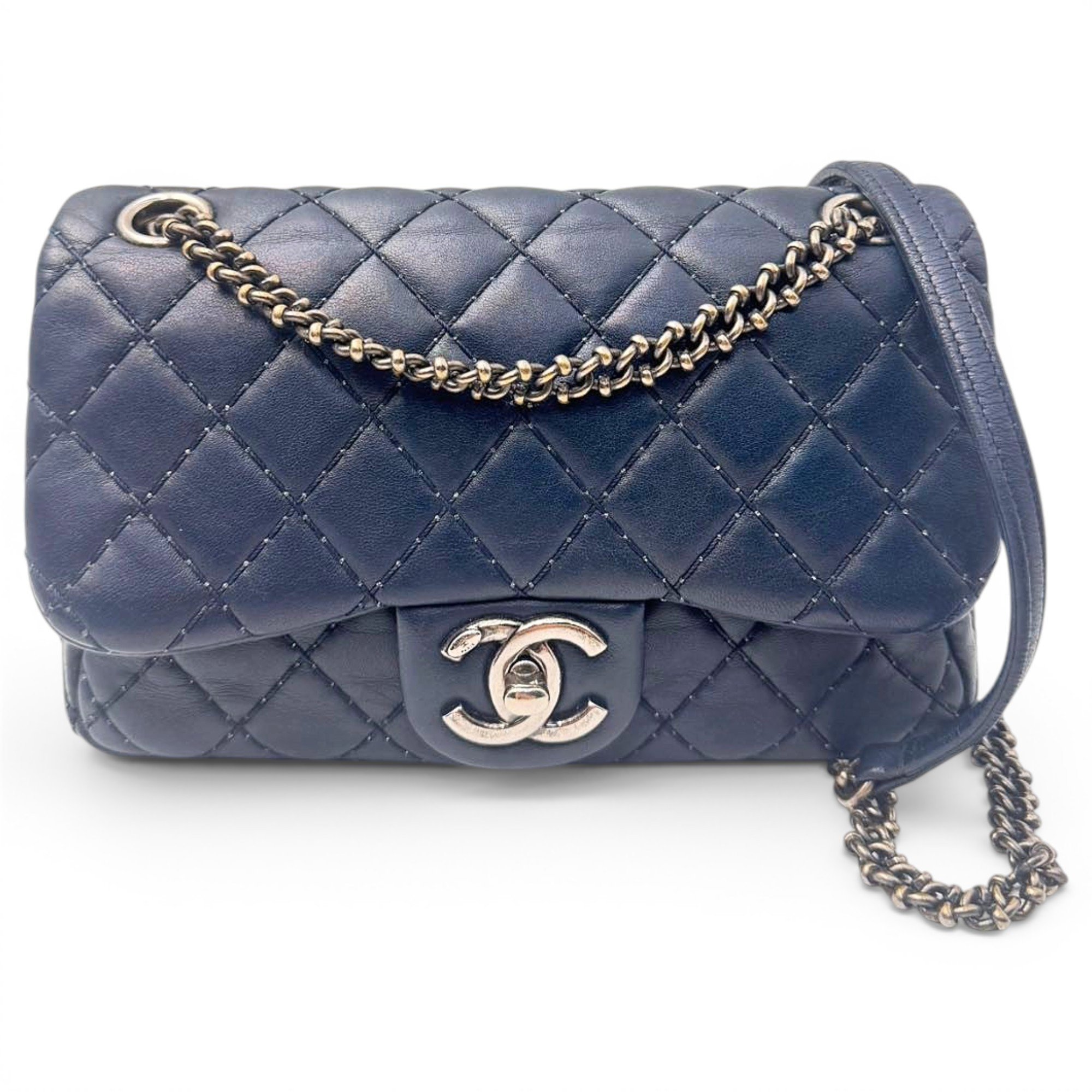 Timeless/Classique leather crossbody bag