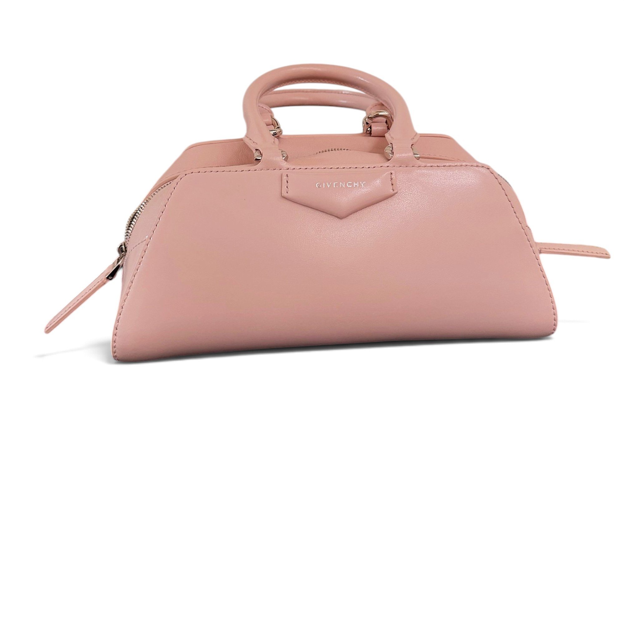 Antigona leather handbag