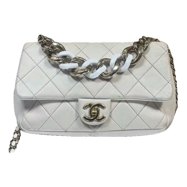 Chanel Timeless/Classique leather crossbody bag