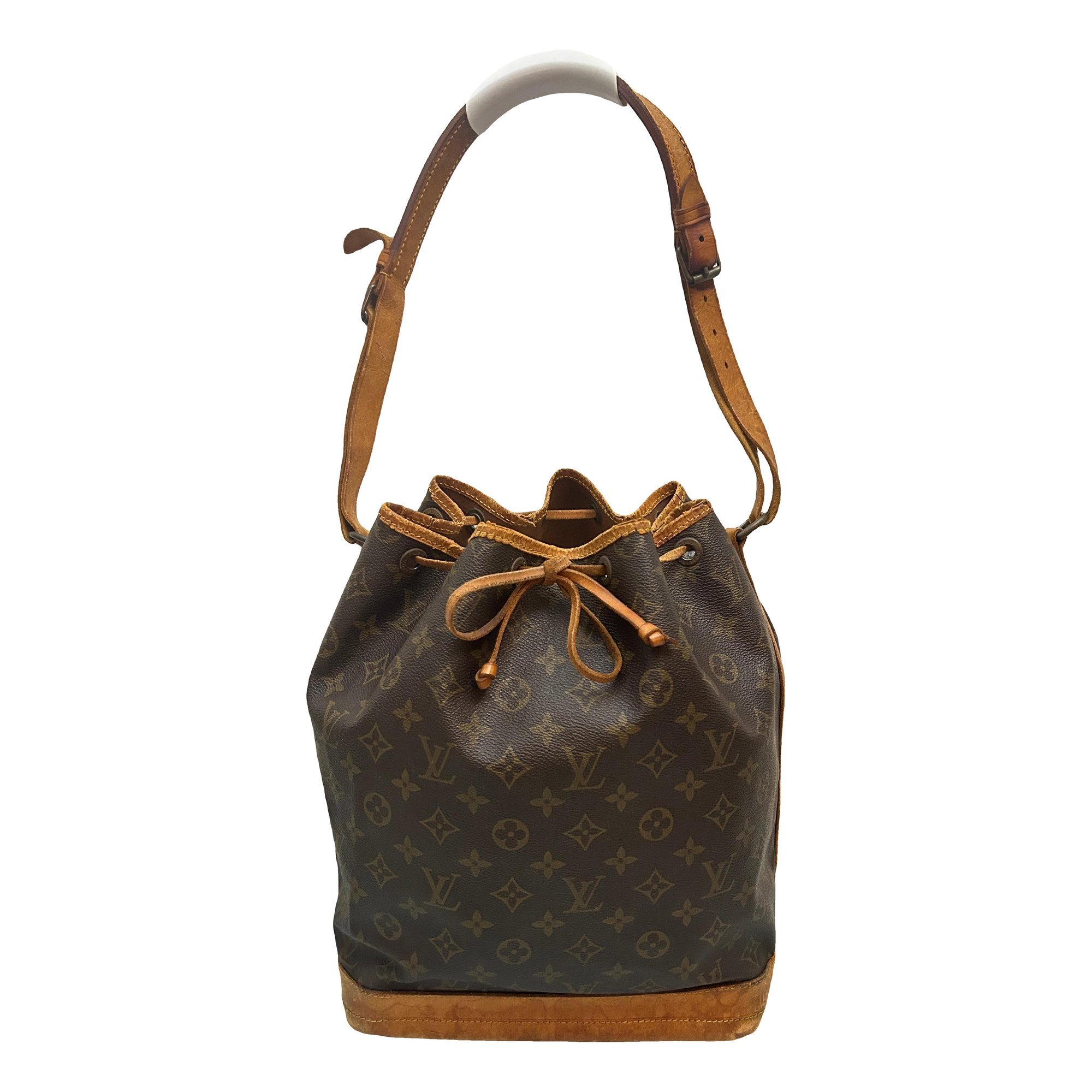 Noé leather handbag