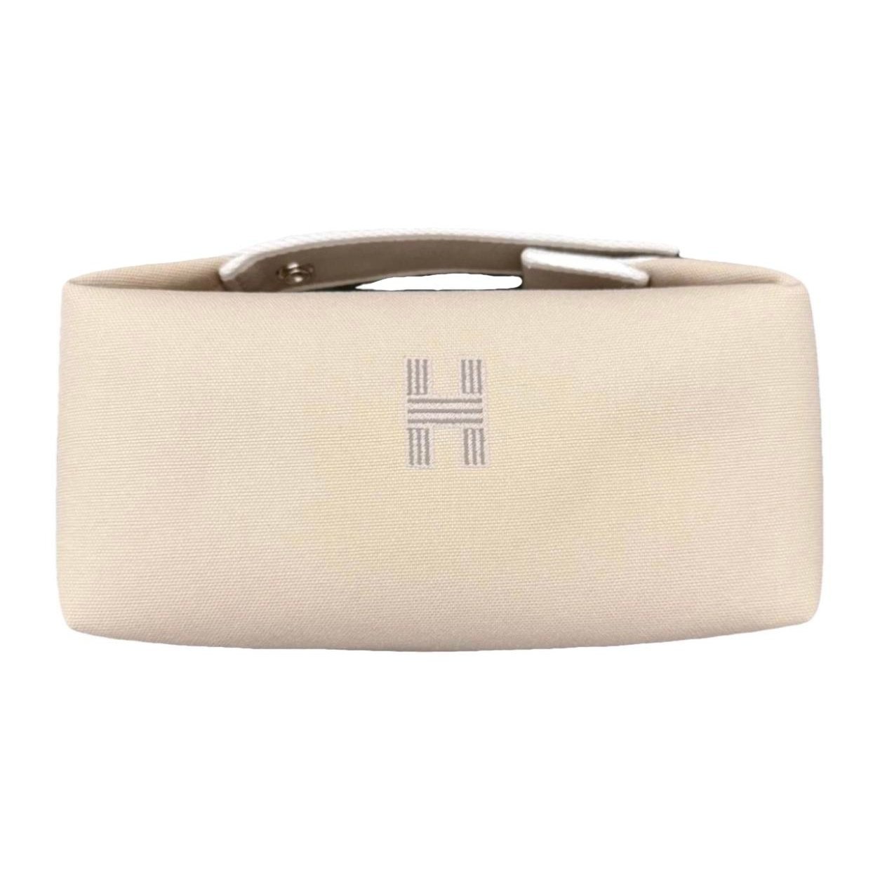 Bride à brac travel bag