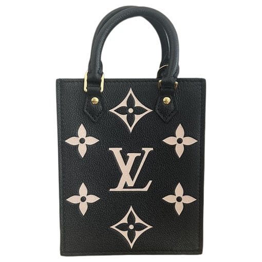 Plat leather handbag
