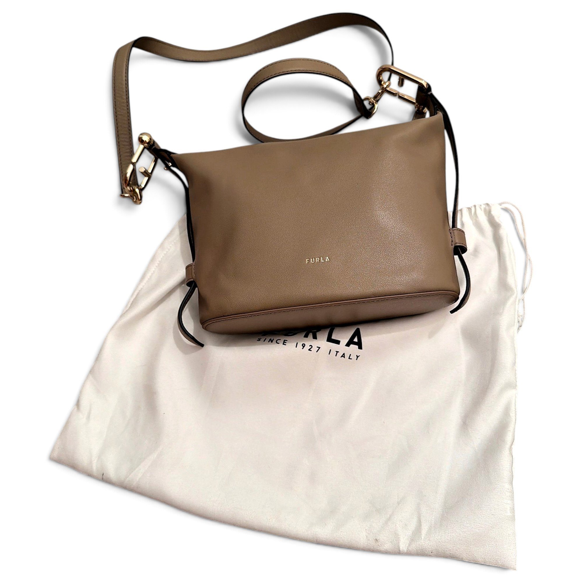 Metropolis leather crossbody bag