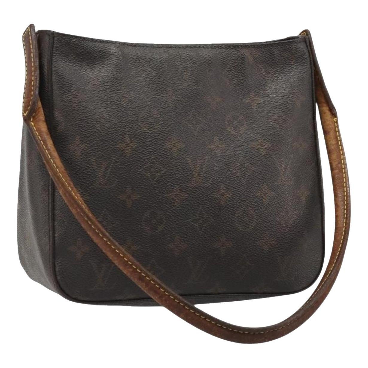 Looping leather handbag